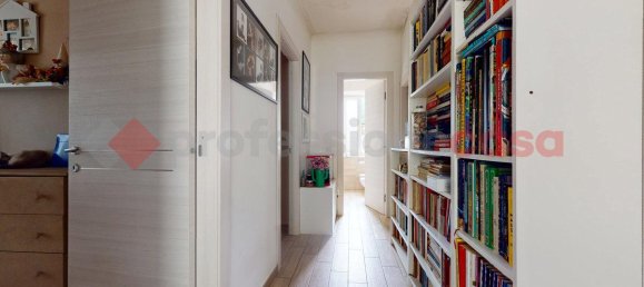 Квартира с 6 комнатами в Галликано, Италия № 152398 11