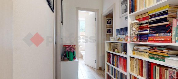 Квартира с 6 комнатами в Галликано, Италия № 152398 15