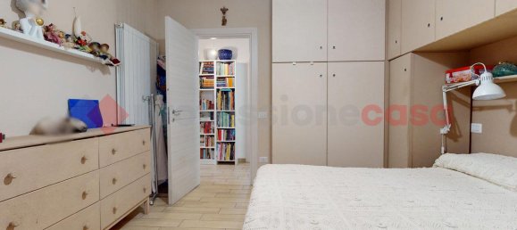 Квартира с 6 комнатами в Галликано, Италия № 152398 14