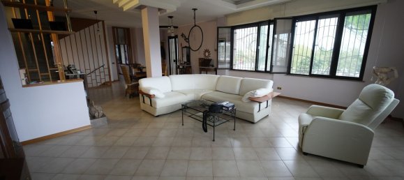 12 rooms Villa in Coriano, Italy No. 111123 13