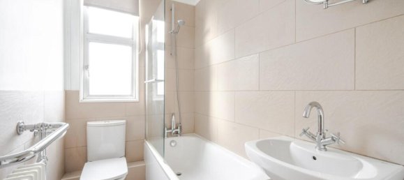 3 bedrooms House in Beckenham, United Kingdom No. 14409 5