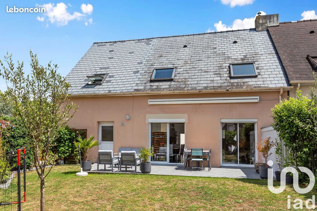 4 bedrooms House in Coueron, France No. 337400