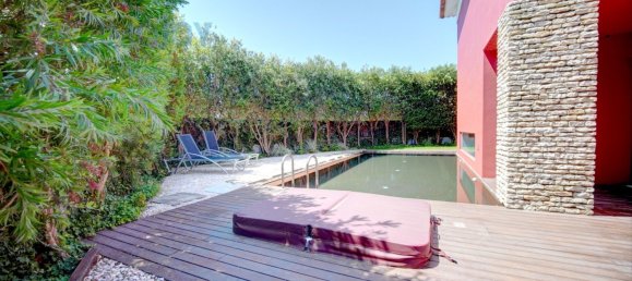 4 bedrooms Villa in Cascais, Portugal No. 46367 3