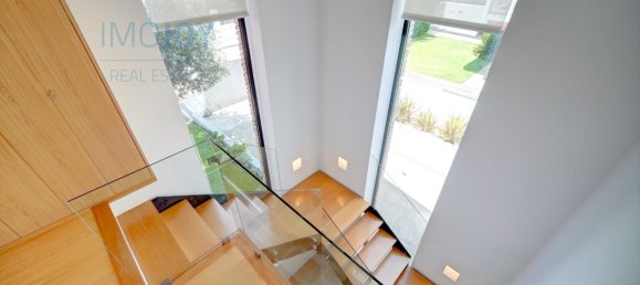 4 bedrooms Villa in Cascais, Portugal No. 46367 17
