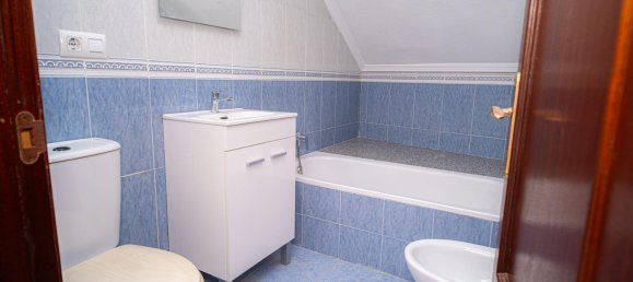 Пентхаус с 1 спальней в Овьедо, Испания № 146900 24