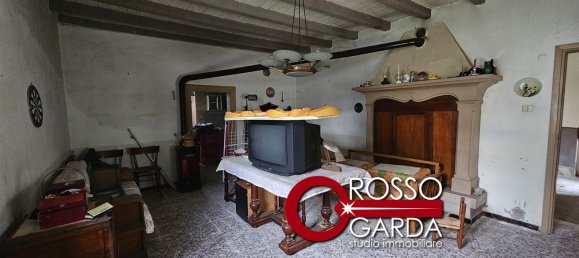 3 bedrooms House in Lonato del Garda, Italy No. 306107 9