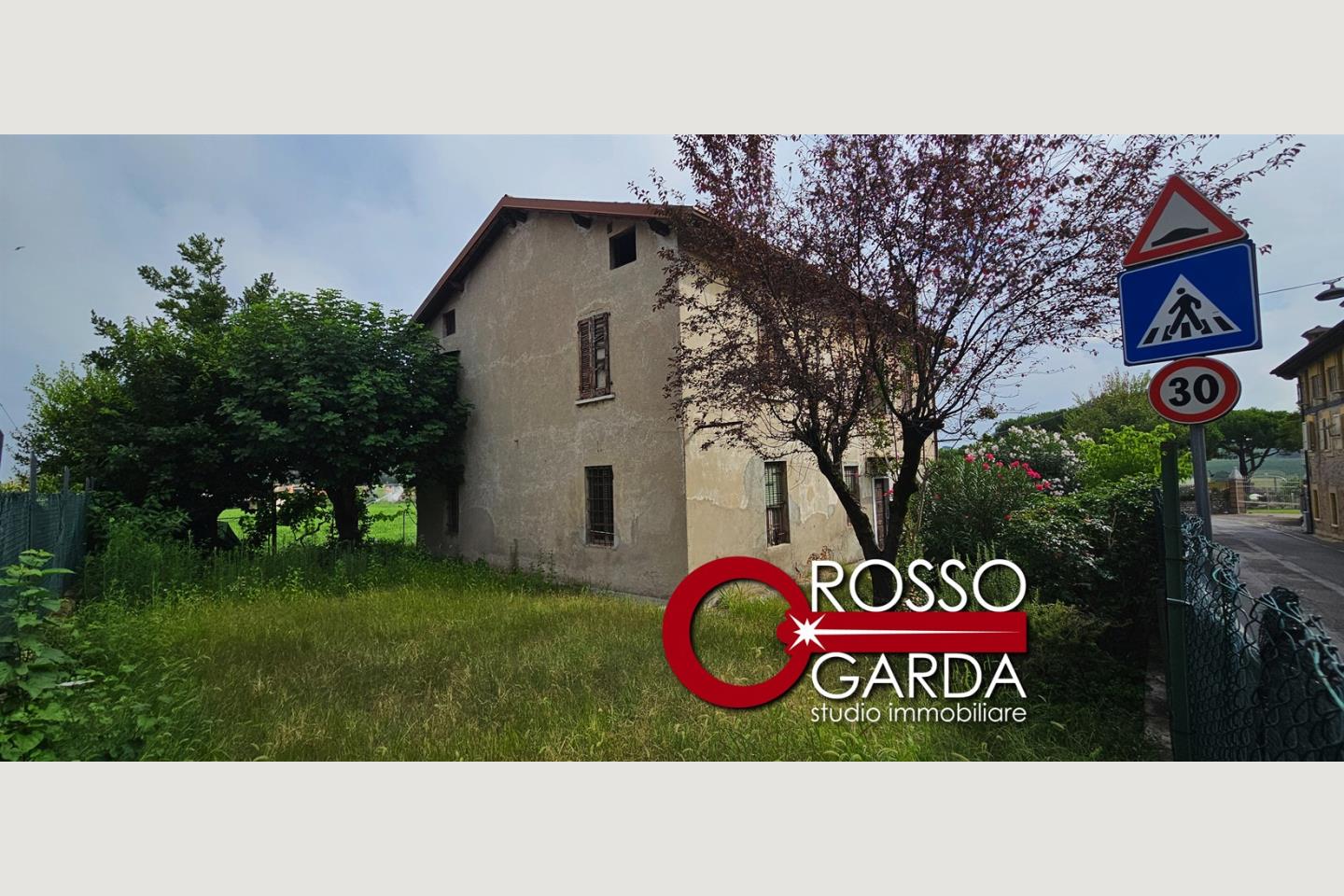 3 bedrooms House in Lonato del Garda, Italy No. 306107