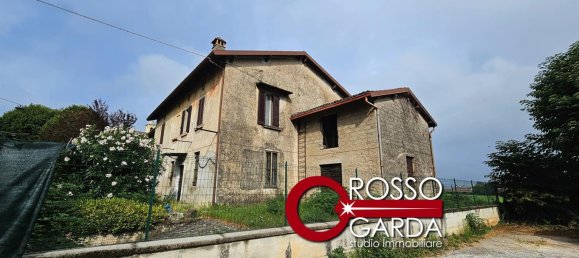 3 bedrooms House in Lonato del Garda, Italy No. 306107 3
