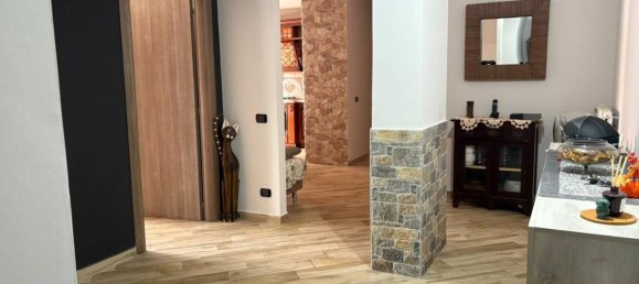 3 Schlafzimmer Wohnung in Maddaloni, Italy, Nr. 344504 2