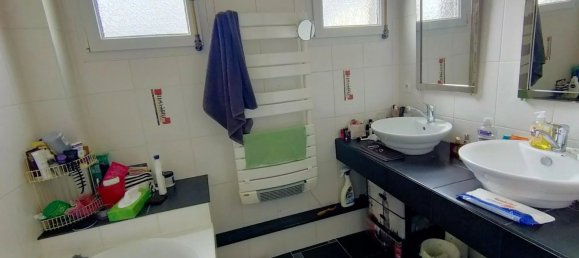 3 bedrooms House in Crepy-en-Valois, France No. 94072 10