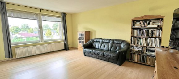Apartamento de 3 habitaciónes en Segeberg, Germany No. 299069 2