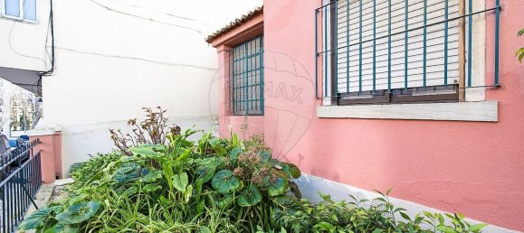 3 bedrooms House in Lisbon, Portugal No. 170025 2