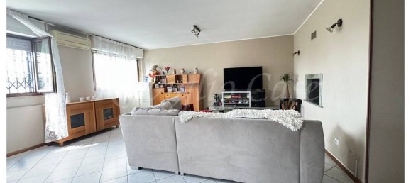 Apartamento de 3 dormitorios en Pessano con Bornago, Italy No. 338697 16