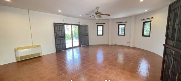 6 bedrooms Villa in Hua Hin, Thailand No. 23937 7