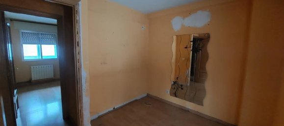 3 bedrooms Apartment in Fuenlabrada, Spain No. 136088 6