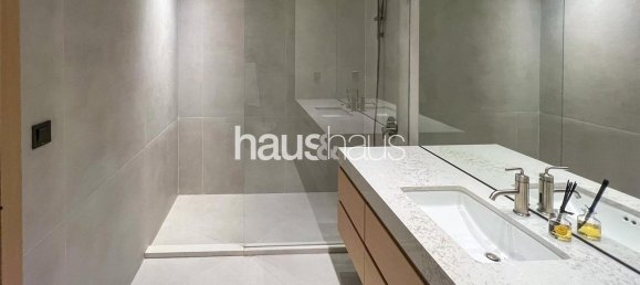 Квартира с 2 спальнями в Пальма Джумейра, ОАЭ № 99909 8