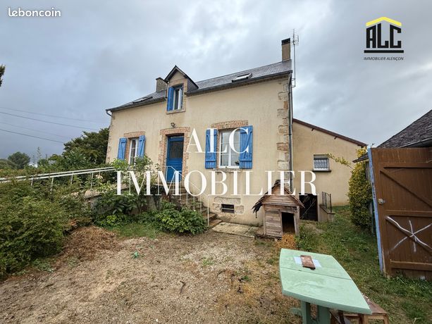 Casa de 3 dormitorios en Sarthe, France No. 304236