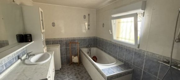 Casa de 3 dormitorios en Sarthe, France No. 304236 12