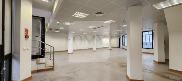 9 chambres Bâtiment à Vila Real, Portugal No. 70801 19