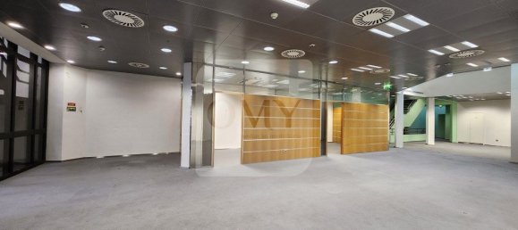 9 chambres Bâtiment à Vila Real, Portugal No. 70801 4