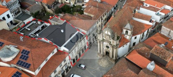 9 chambres Bâtiment à Vila Real, Portugal No. 70801 2