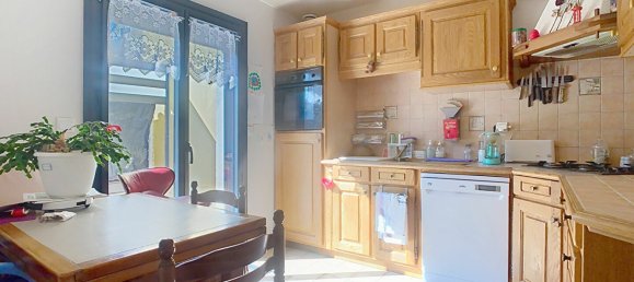 Casa de 4 dormitorios en Inzinzac-Lochrist, France No. 206632 3