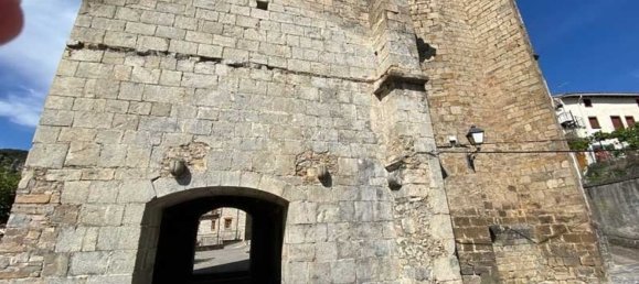 656m² Building in Zaragoza, Spain No. 66744 36