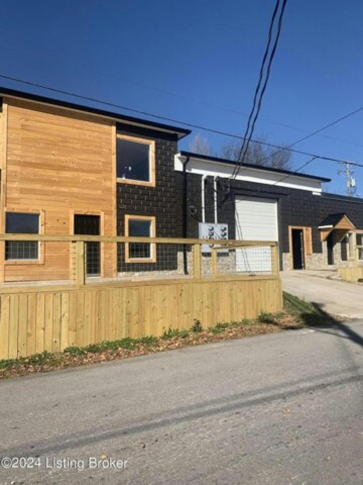 8 Schlafzimmer Haus in Munfordville, USA, Nr. 379033