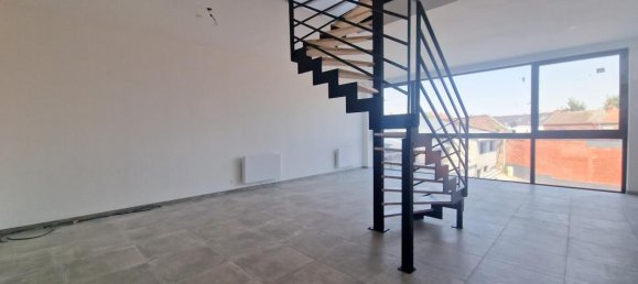 3 bedrooms Apartment in Roubaix, France No. 240845 2