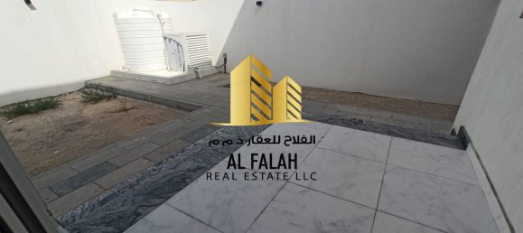 4 bedrooms Villa in Al Ghafeyah area, UAE No. 26404 15
