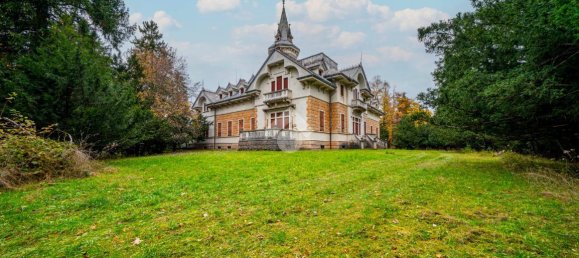 50 rooms Villa in Bosco Chiesanuova, Italy No. 24471 34