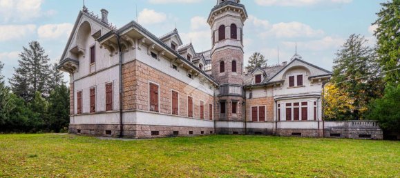 50 rooms Villa in Bosco Chiesanuova, Italy No. 24471 35