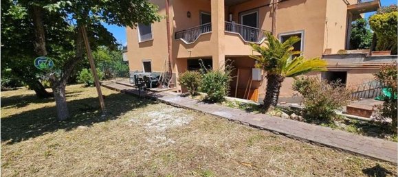 4-Zimmer Wohnung in Rome, Italy, Nr. 222778 11