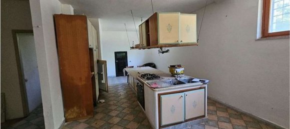 4-Zimmer Wohnung in Rome, Italy, Nr. 222778 7