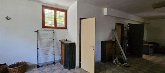 4-Zimmer Wohnung in Rome, Italy, Nr. 222778 8