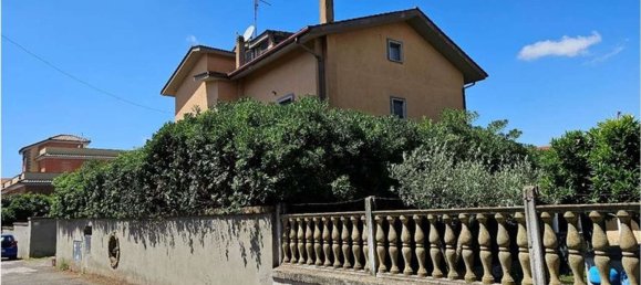 4-Zimmer Wohnung in Rome, Italy, Nr. 222778 10