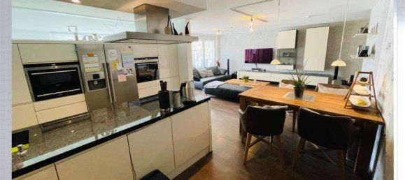 Квартира с 3 спальнями в Эслинген, Германия № 39885 10