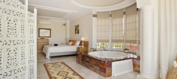 5 غرف نوم فيلا في Marbella, Spain رقم 36808 36