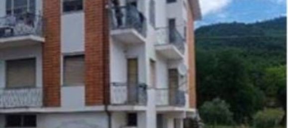 3 rooms Apartment in Fermignano, Italy No. 274419 9