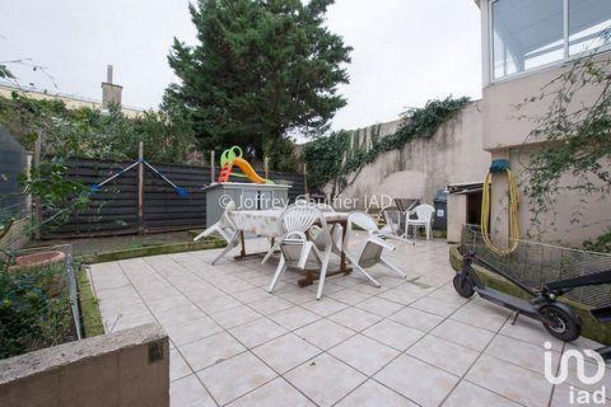 4 chambres Maison à Nanterre, France No. 26658