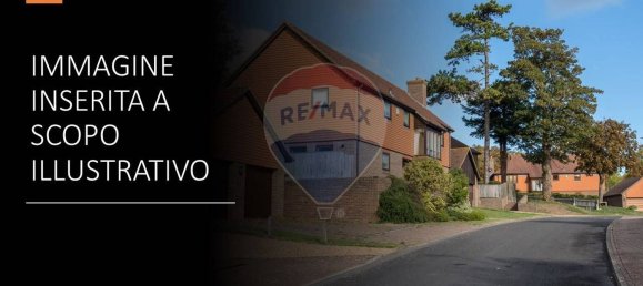 Квартира с 4 комнатами в Патерно, Италия № 57931 4