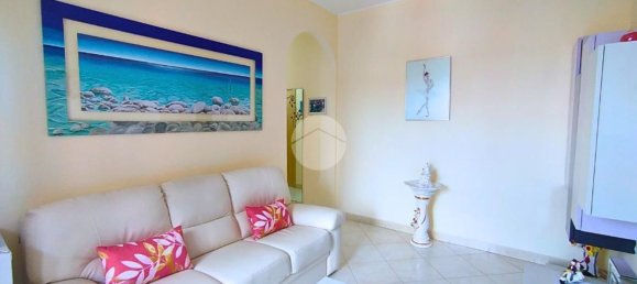 2-salle Appartement à Bollate, Italy No. 128454 6