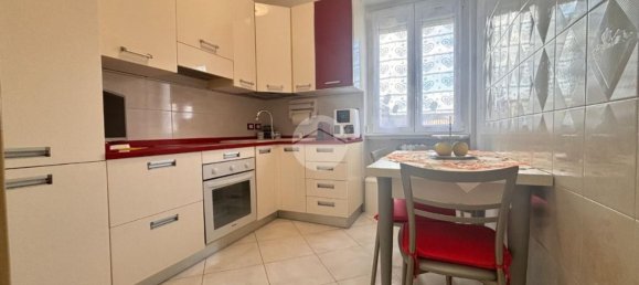 2-salle Appartement à Bollate, Italy No. 128454 11