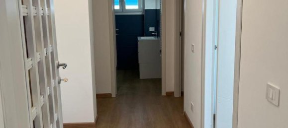 4 rooms Apartment in Anzio, Italy No. 237746 8