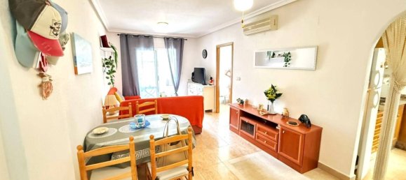 Apartamento de 2 dormitorios en Torrevieja, Spain No. 182913 16