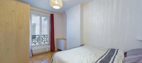 2 bedrooms Apartment in Paris, France No. 332685 9