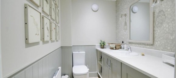 5 bedrooms House in Gloucester, United Kingdom No. 13556 15