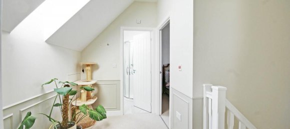 5 bedrooms House in Gloucester, United Kingdom No. 13556 26