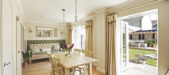 5 bedrooms House in Gloucester, United Kingdom No. 13556 11