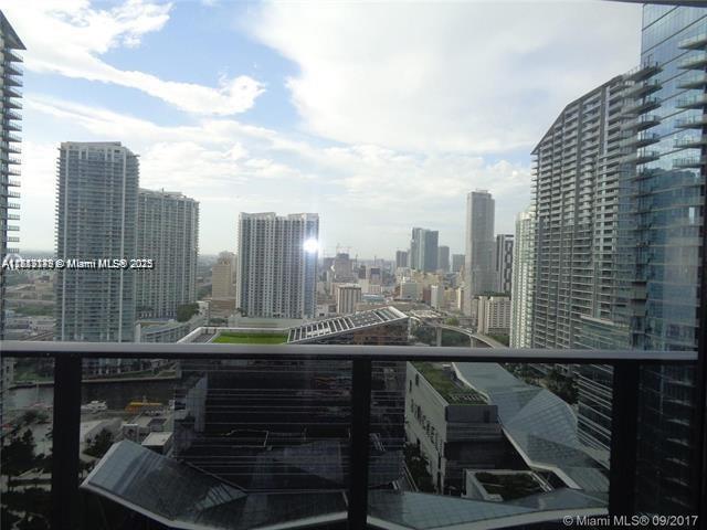 Propriedade comercial T1 em Miami, EUA N.º 614691
